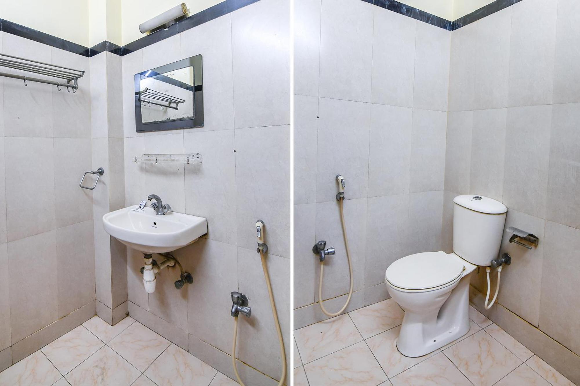 Fabhotel Vicky